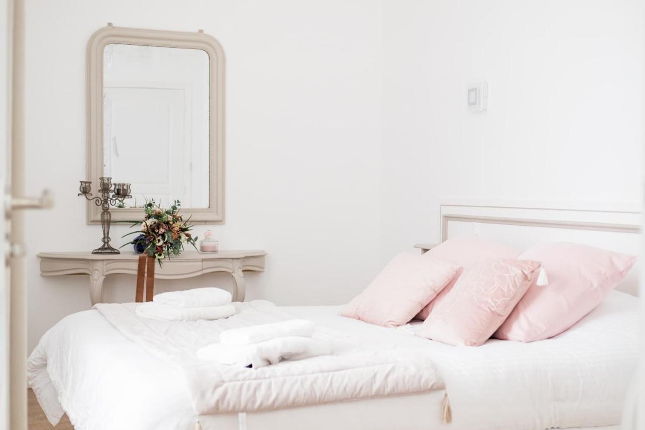 Bed and Breakfast Domaine Les Jardins Darsene Tinténiac Zewnętrze zdjęcie